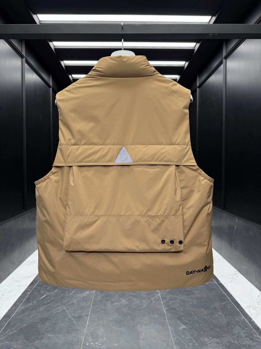 wg.luxury- 7o9385r Down jacket item:E-F190I0111
